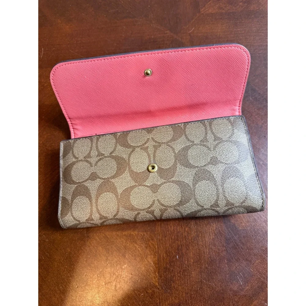 Coach Signature Coated Canvas Slim Envelope Wallet Brown Pink Gold Logo Plaque